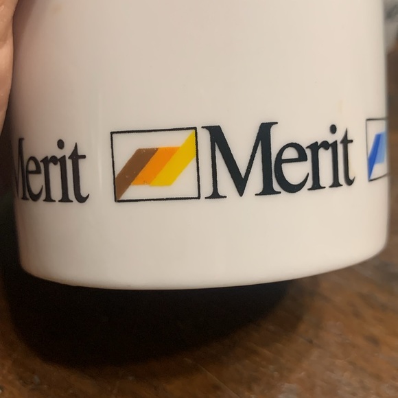 SET OF 4 70’s MERIT CIGARETTE BRAND COFFEE MUGS ADVERTISING TOBACCIANA - Picture 7 of 9